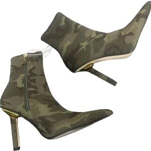 Good American Camouflage Heeled Boots